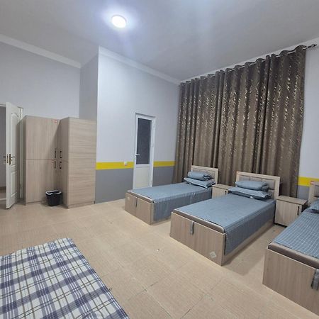 Miran Hostel Andijan Luaran gambar