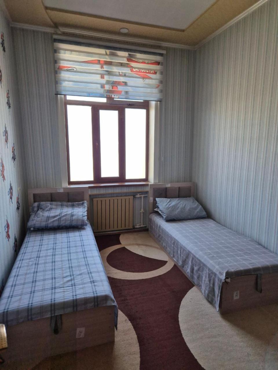 Miran Hostel Andijan Luaran gambar